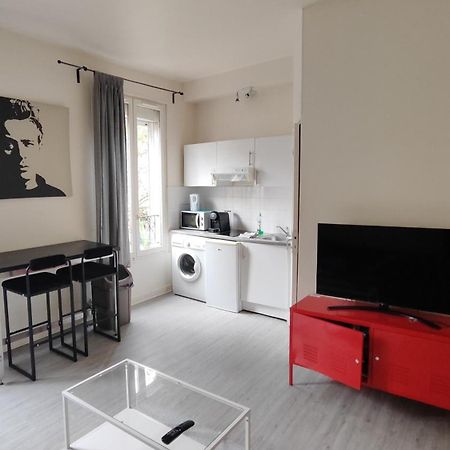 Charming Parisian Studio! イヴリー＝シュル＝セーヌ エクステリア 写真