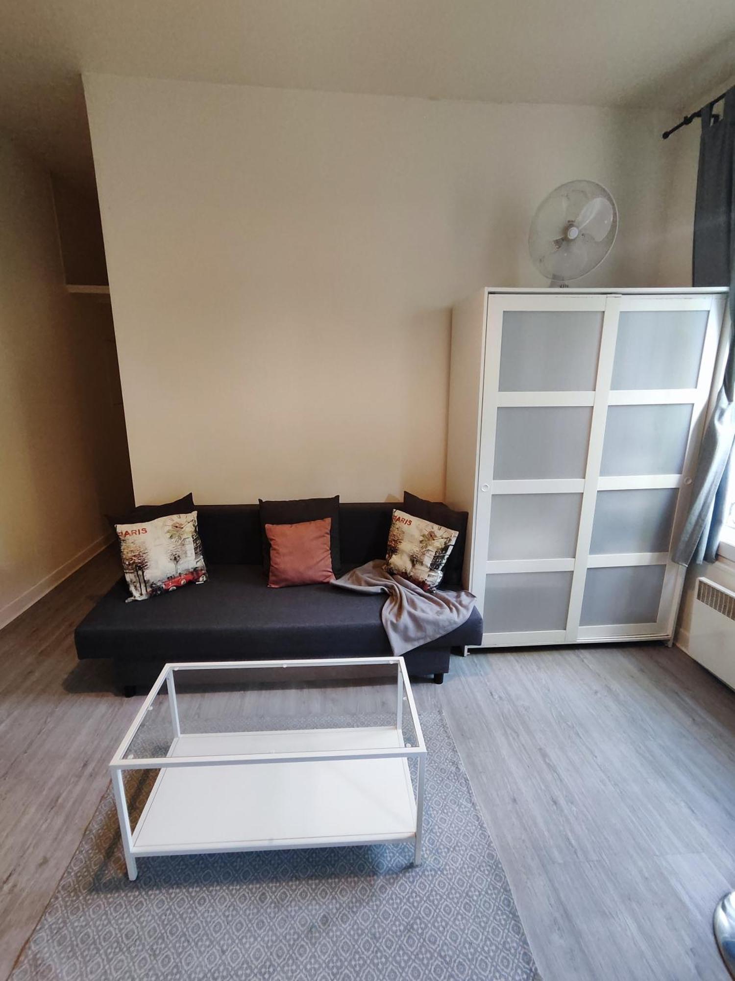 Charming Parisian Studio! イヴリー＝シュル＝セーヌ エクステリア 写真