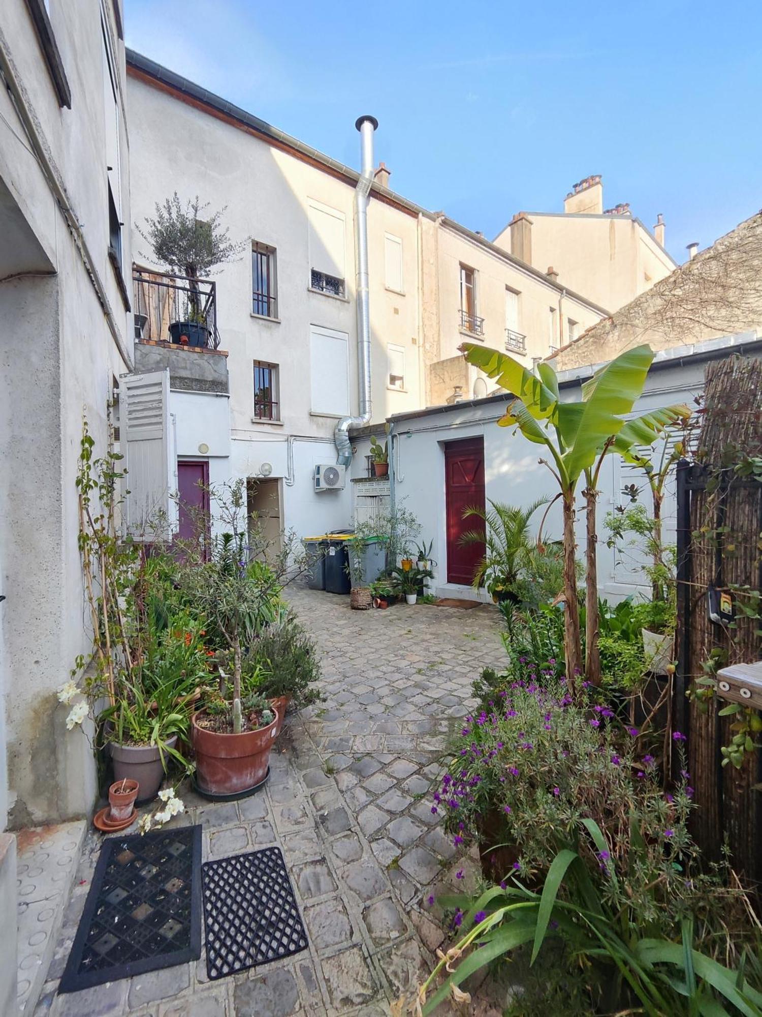 Charming Parisian Studio! イヴリー＝シュル＝セーヌ エクステリア 写真