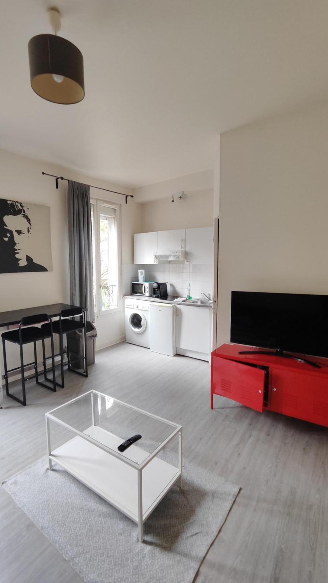 Charming Parisian Studio! イヴリー＝シュル＝セーヌ エクステリア 写真