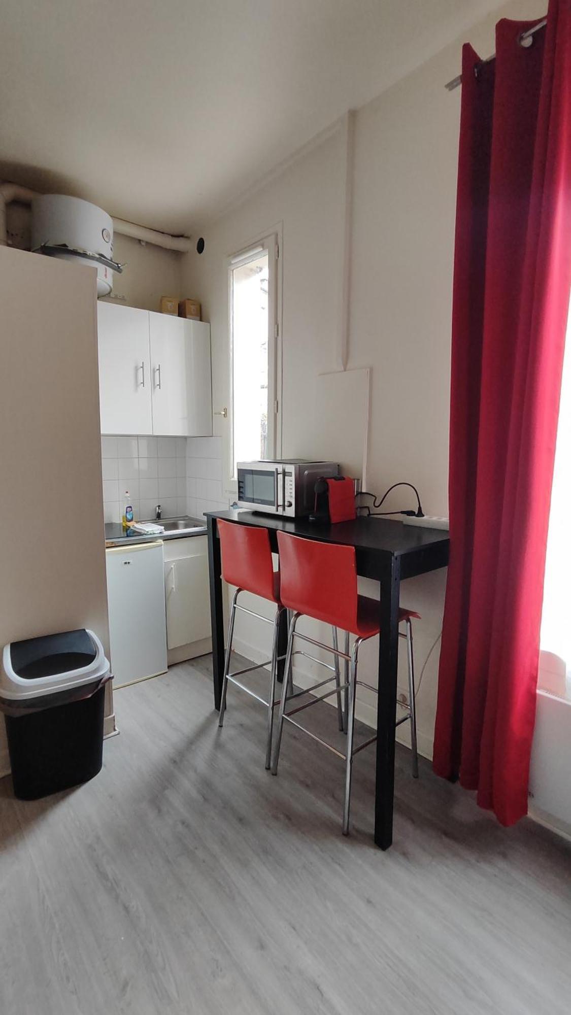 Charming Parisian Studio! イヴリー＝シュル＝セーヌ エクステリア 写真
