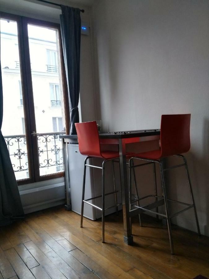 Charming Parisian Studio! イヴリー＝シュル＝セーヌ エクステリア 写真