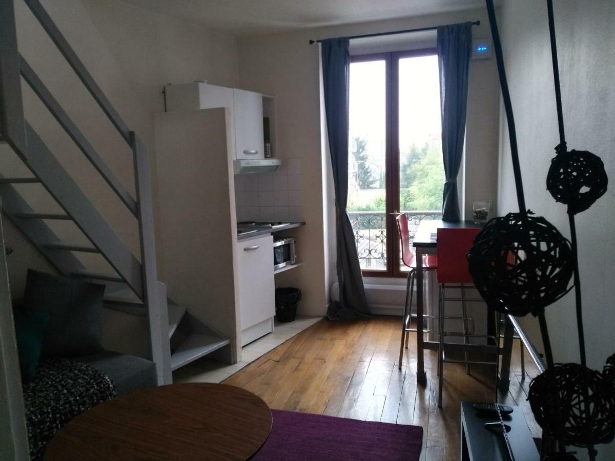 Charming Parisian Studio! イヴリー＝シュル＝セーヌ エクステリア 写真